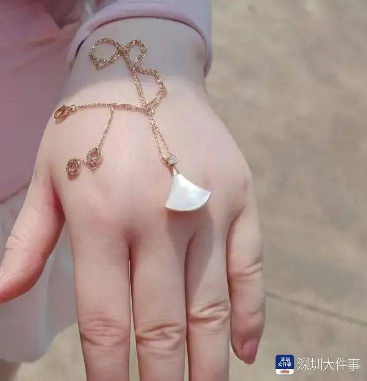 CBA比分_堪比"大海捞针"！深圳环卫工在腐臭垃圾堆里找到它CBA比分，市民激动不已