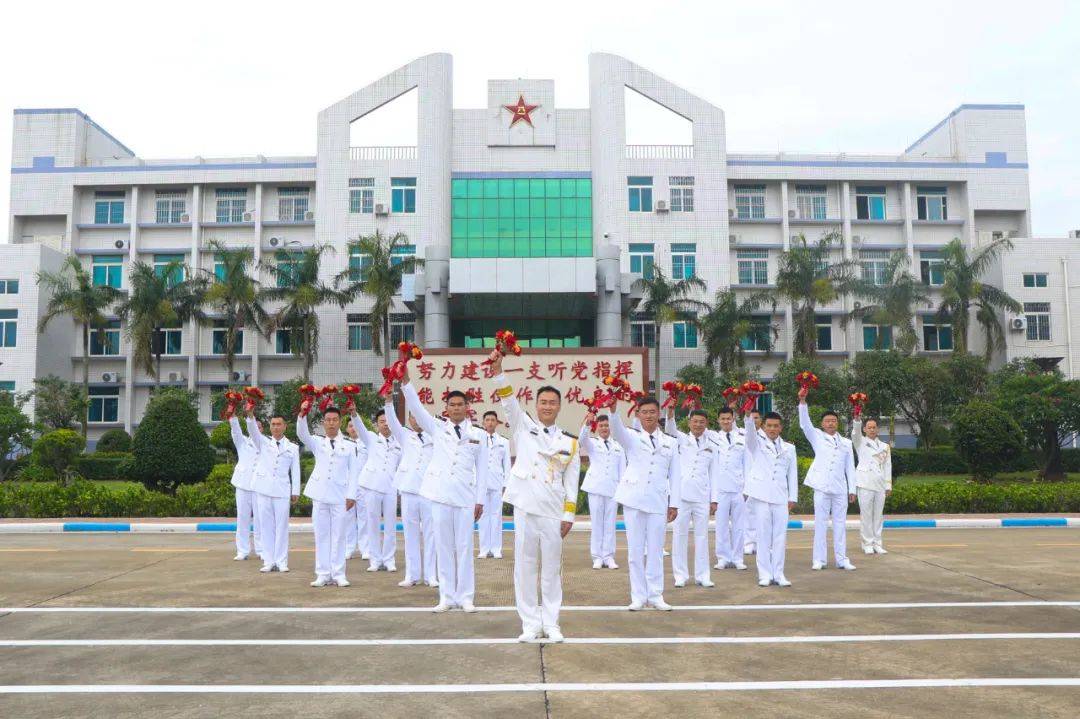 英格兰超级联赛_恭喜英格兰超级联赛，他们结婚了！