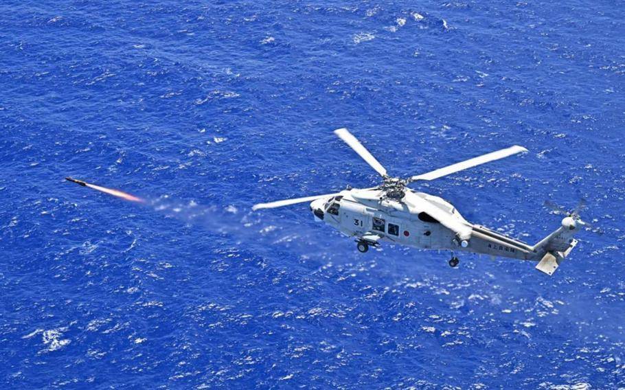 土耳其甲组联赛 | 菲律宾海军精锐尽出土耳其甲组联赛，在黄岩岛附近直接开火，不料下一幕彻底破防