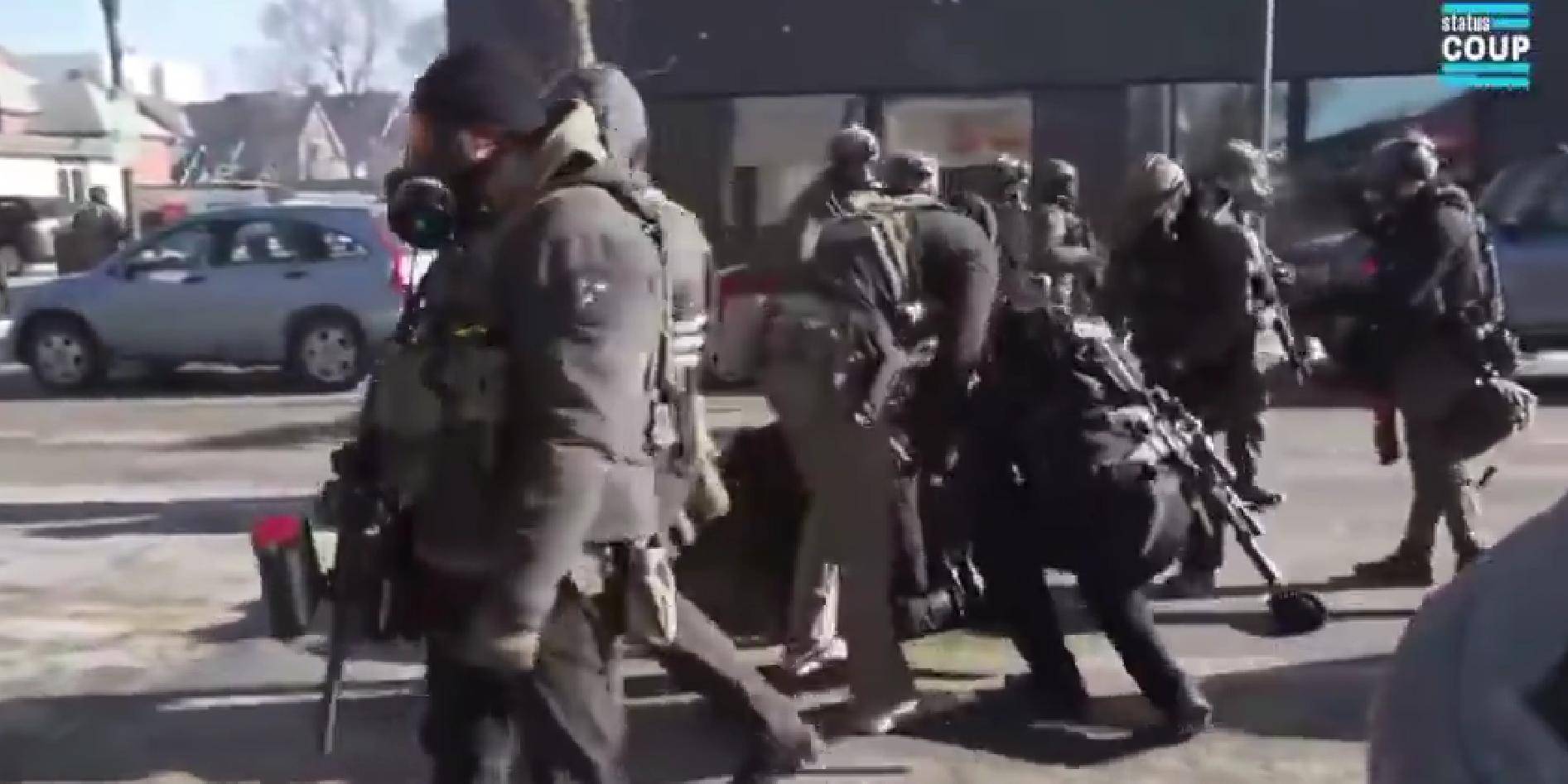 正版皇冠信用网出租_特朗普这次失算了！伊朗歼灭叛军正版皇冠信用网出租，美本土竟陷入大乱，空降军集结